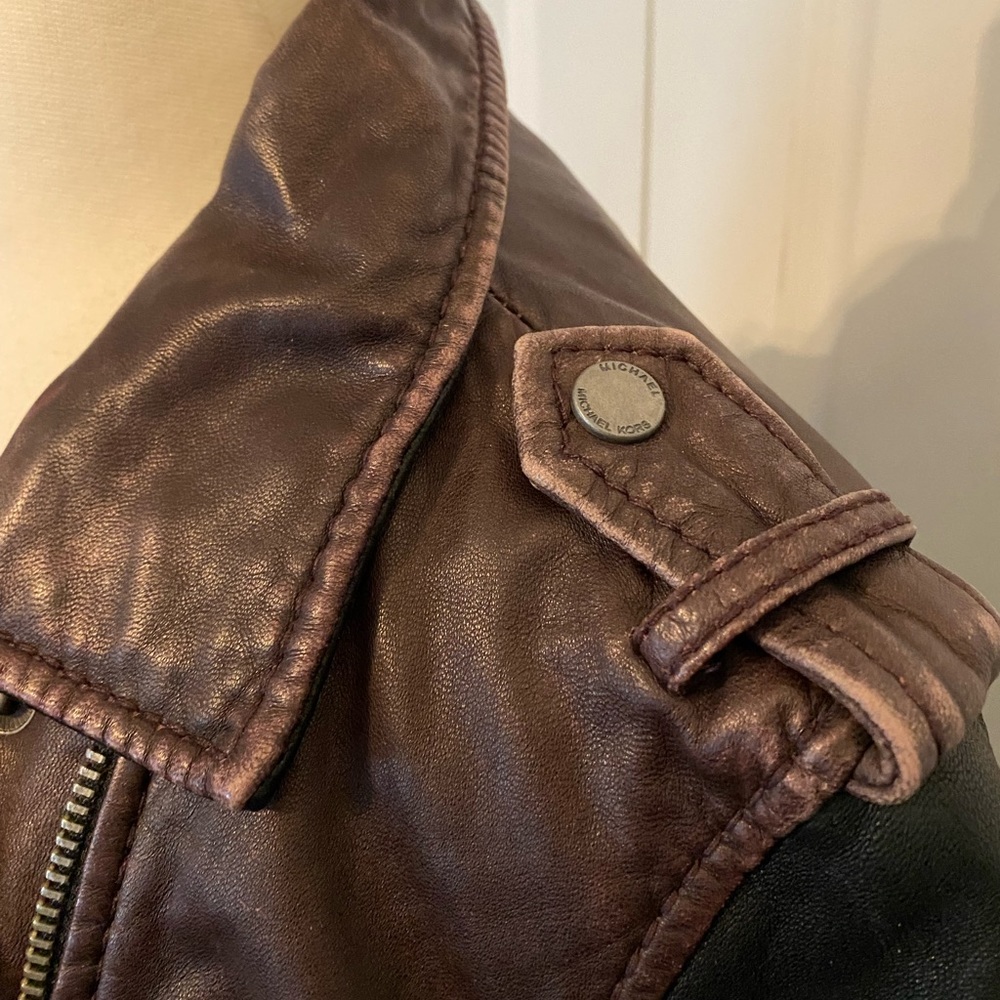 Michael Kors maroon/black leather moto jacket w/ gunmetal hardware -small - Picture 9 of 16